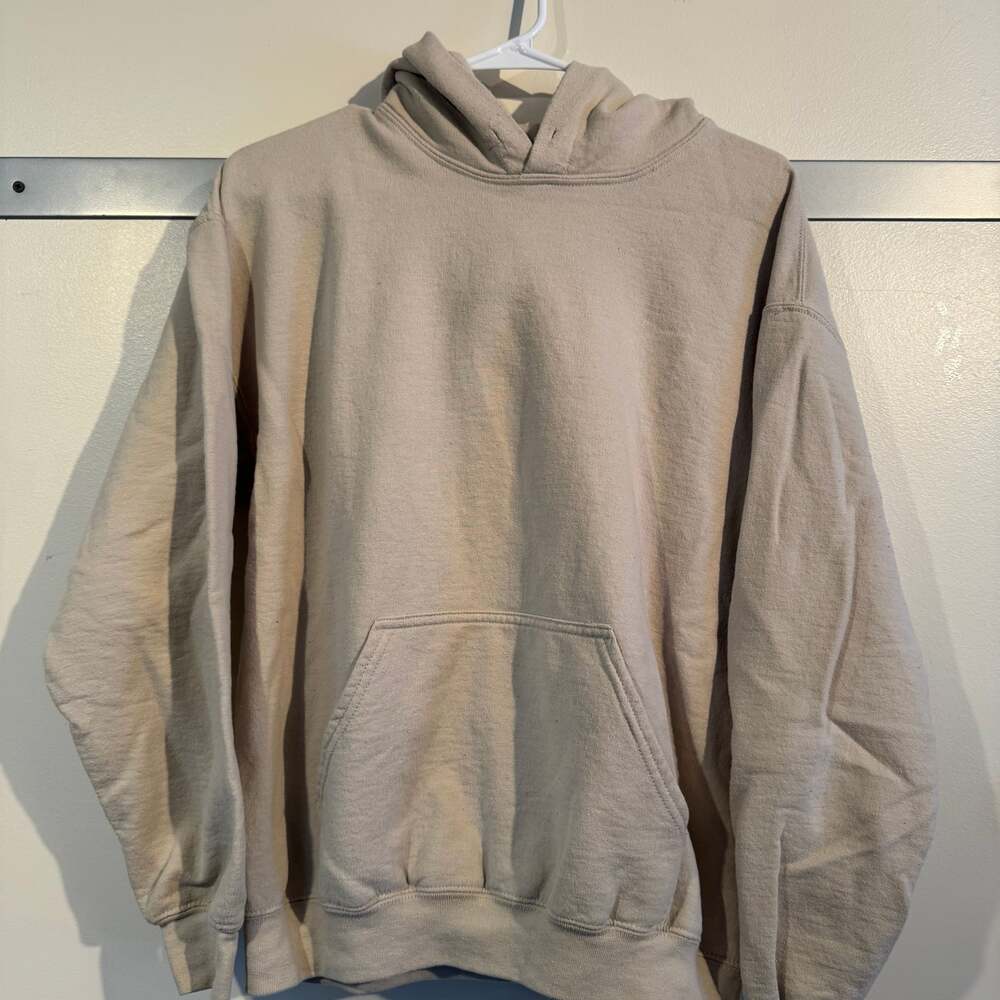Gildan Heavy Blend Pullover Hoodie in Sand